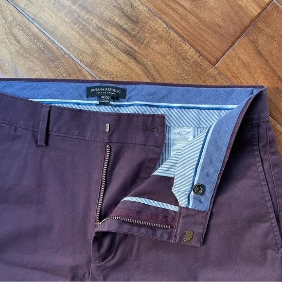 Banana Republic Men’s Fulton Chino Skinny Fit Cotton Burgundy Pants - Picture 6 of 10